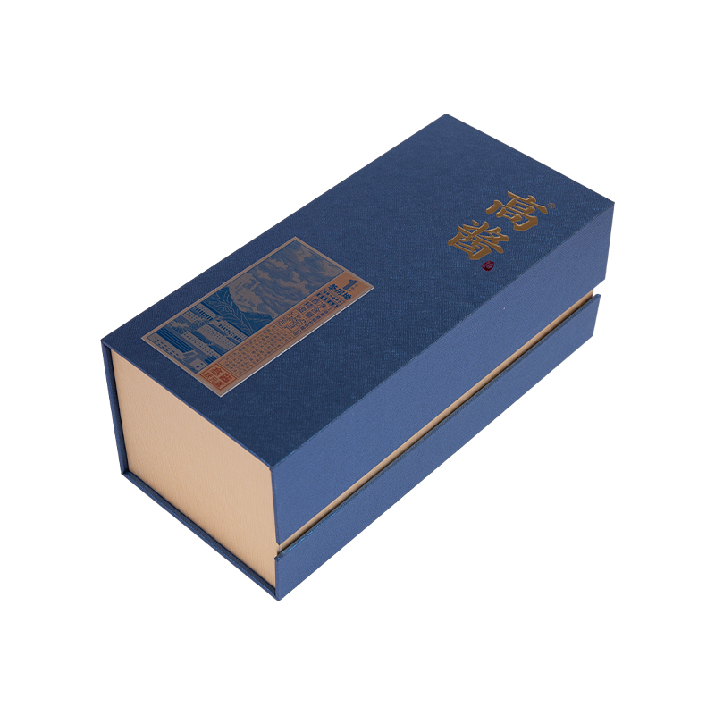 Книжный шкаф